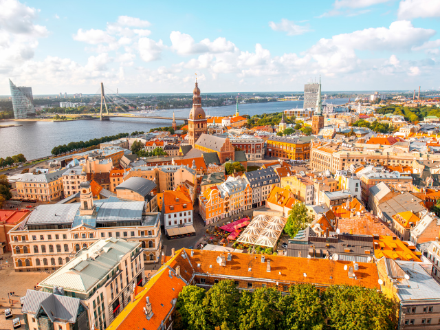 1. riga